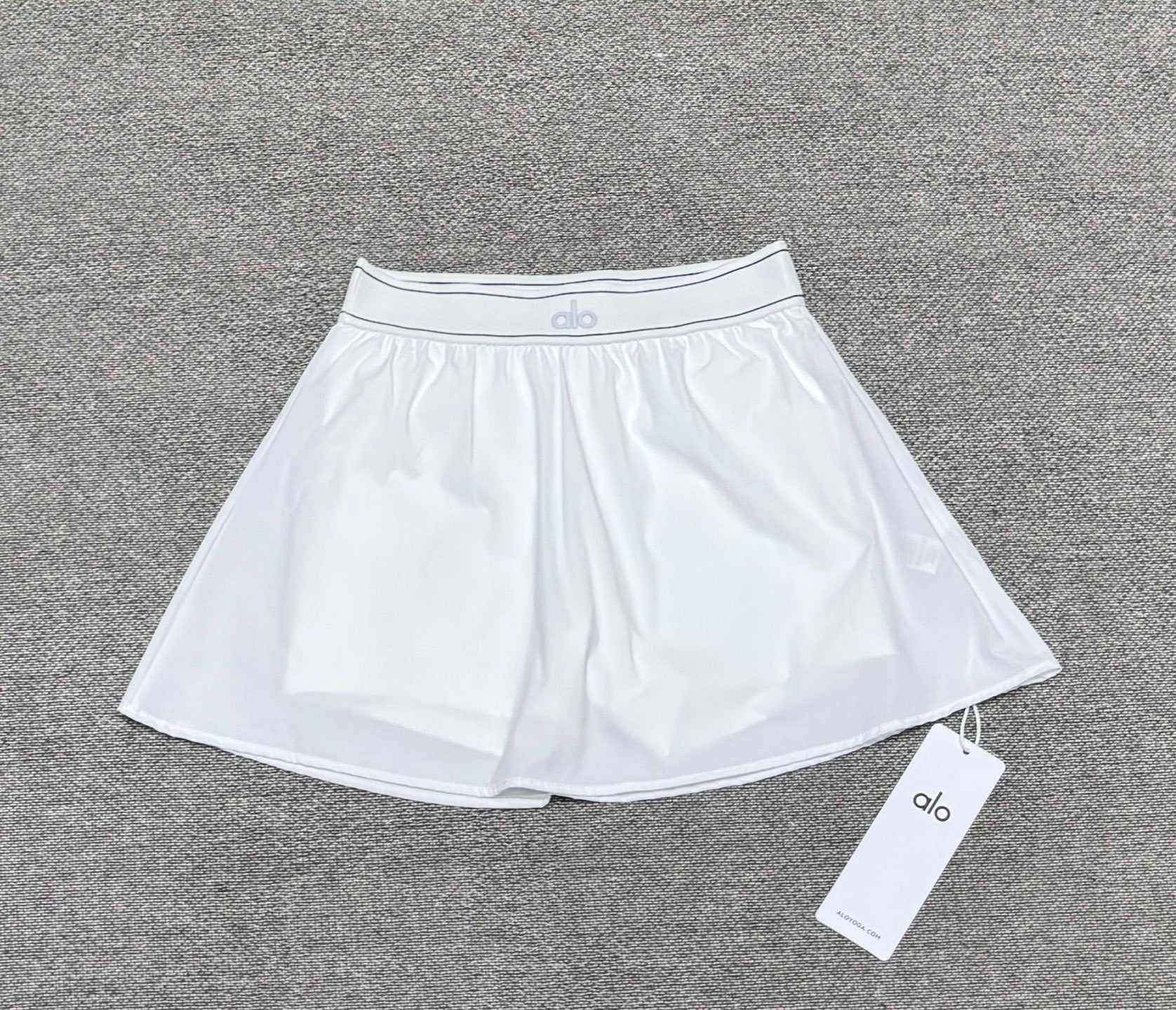 Move Skort