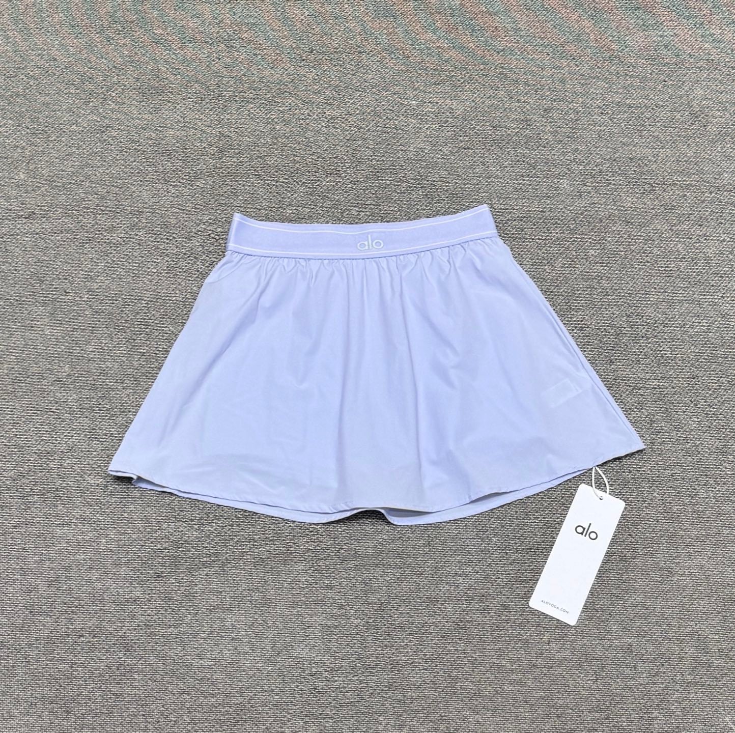 Move Skort