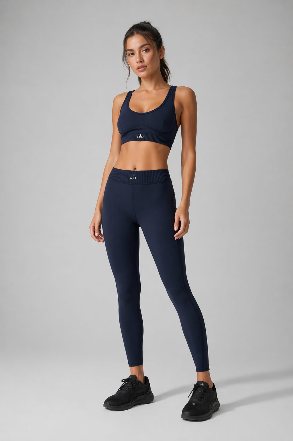 Elevate Seamless Set