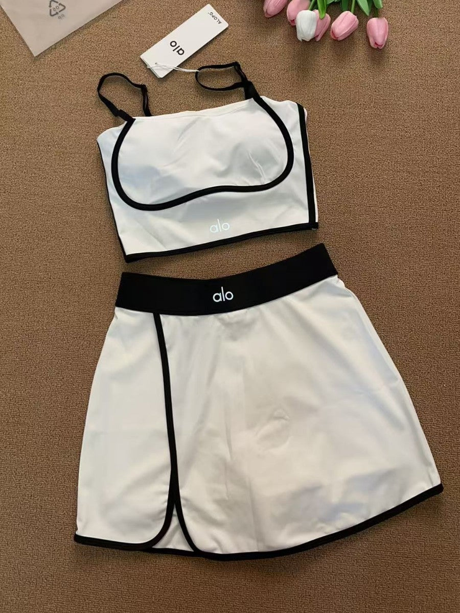 ACTIVE ESSENTIALS SET