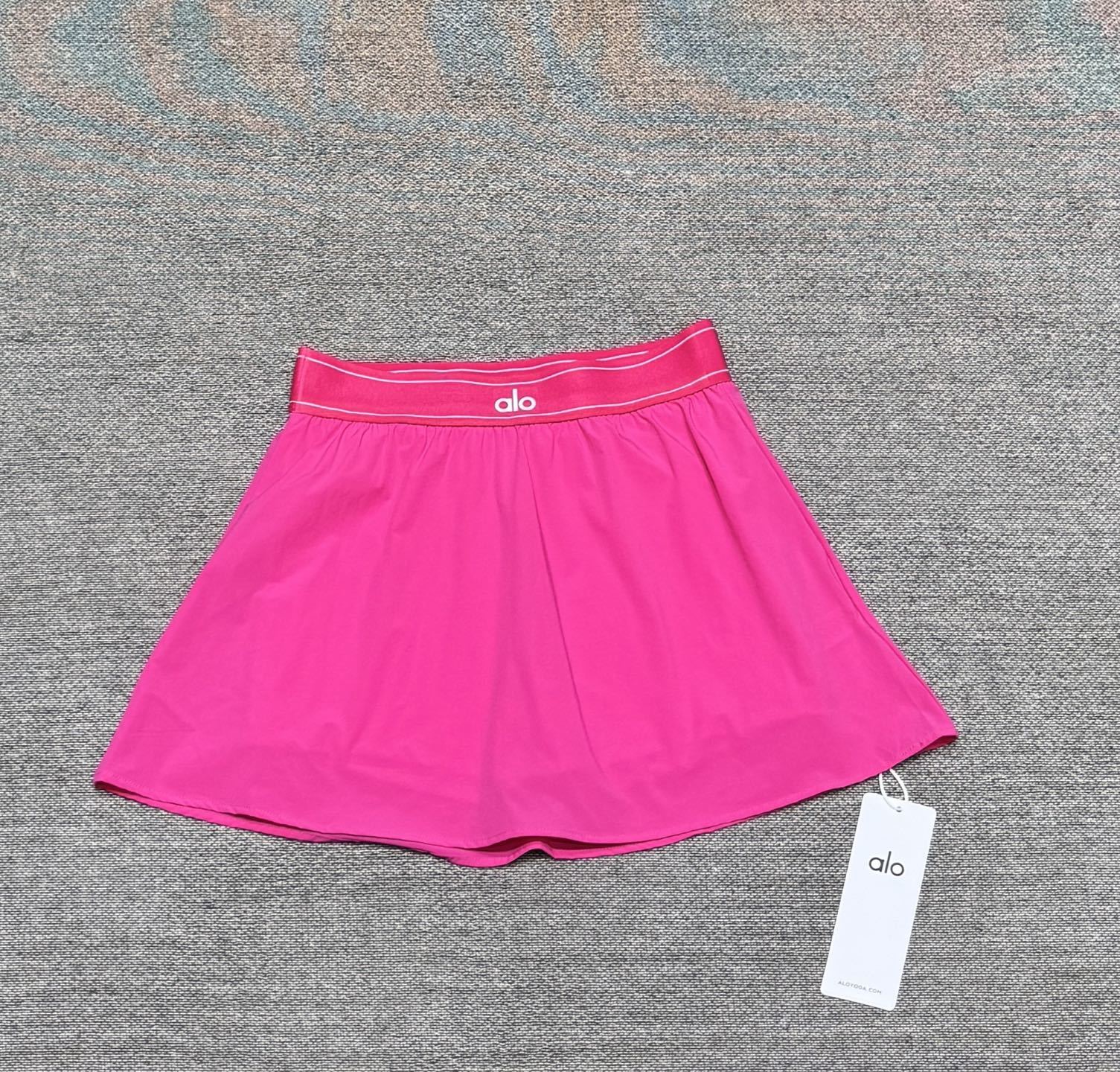Move Skort